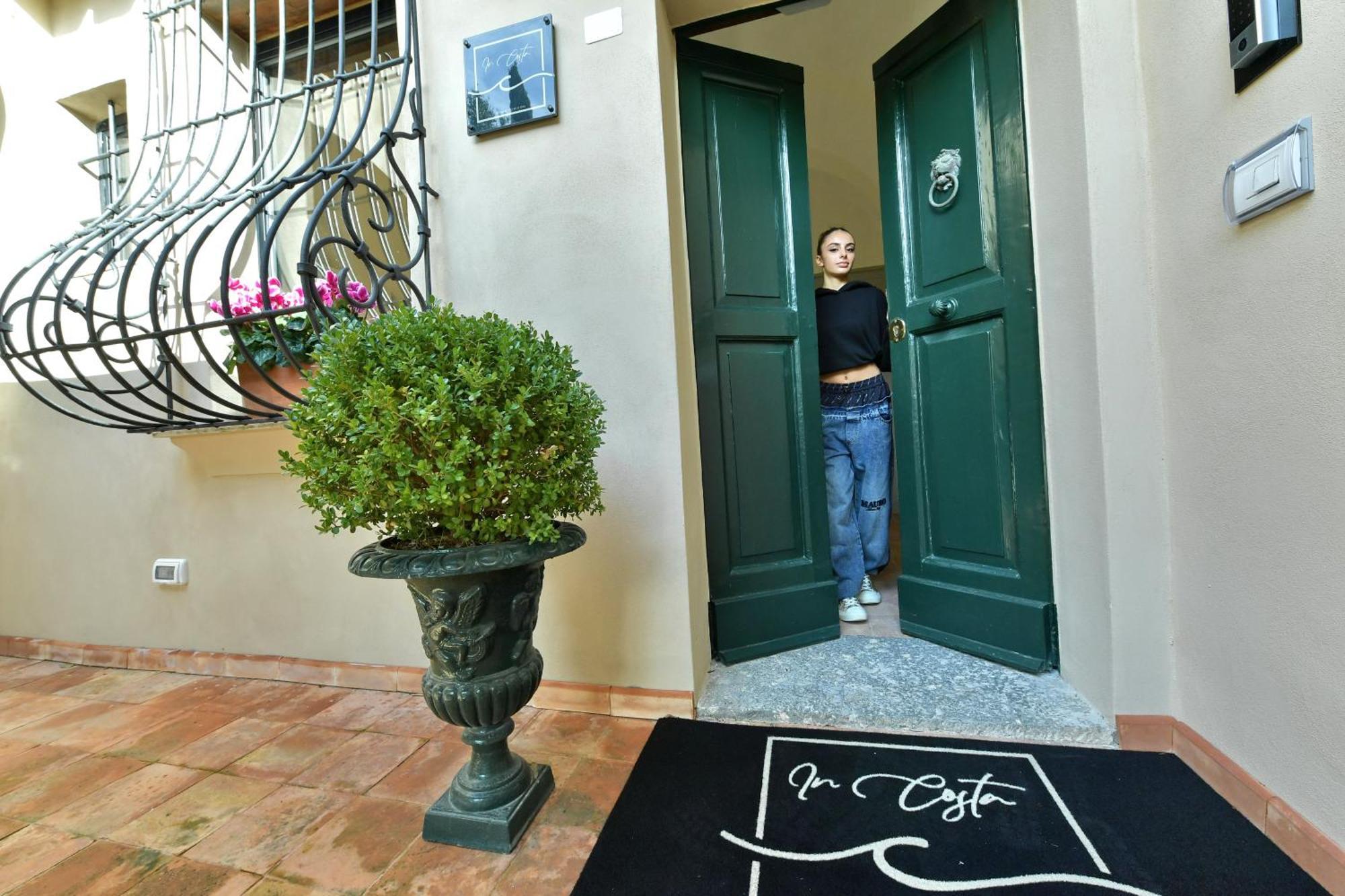 In Costa Relais & Luxury Suites Vietri sul Mare Exterior photo