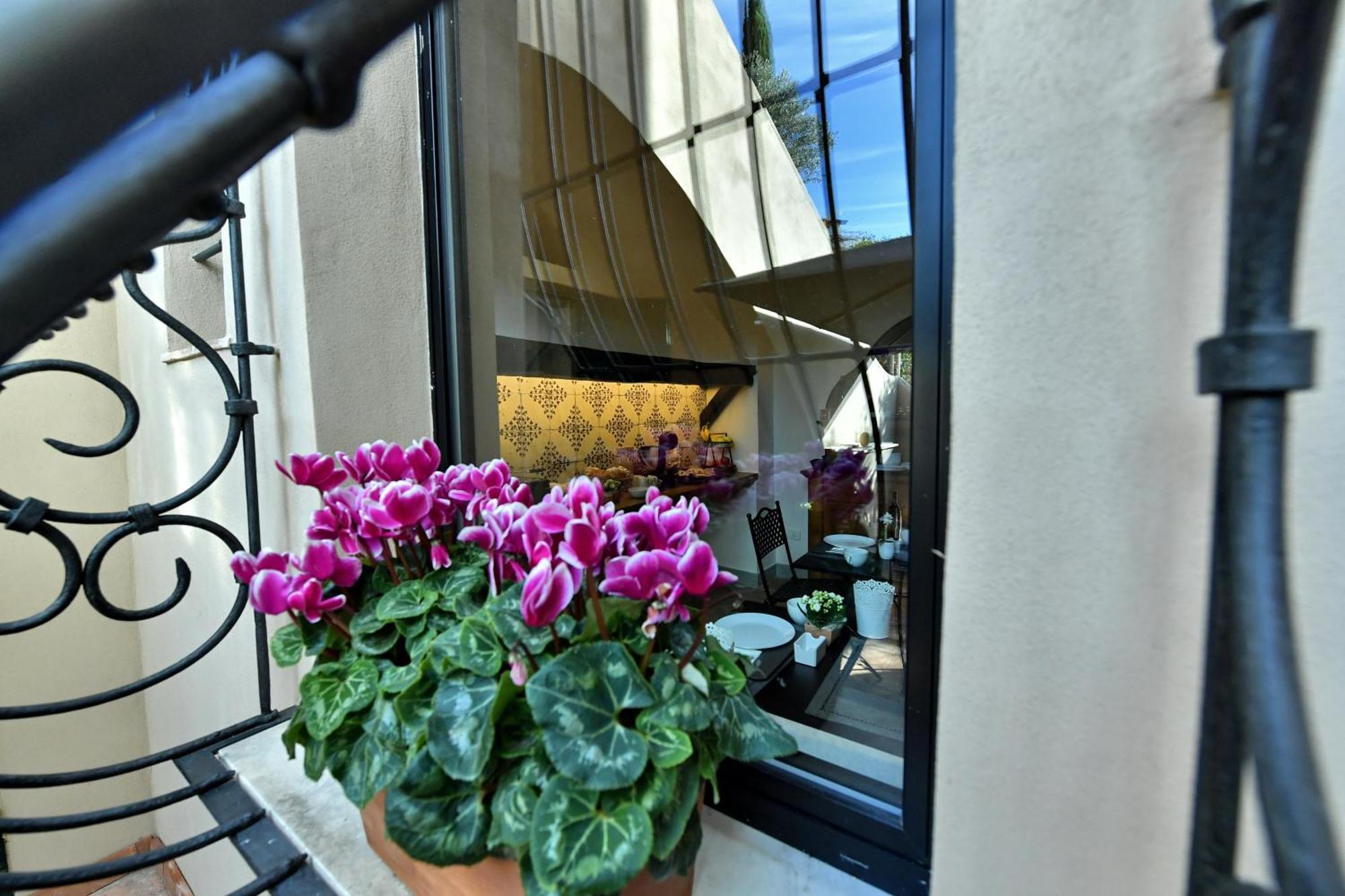 In Costa Relais & Luxury Suites Vietri sul Mare Exterior photo