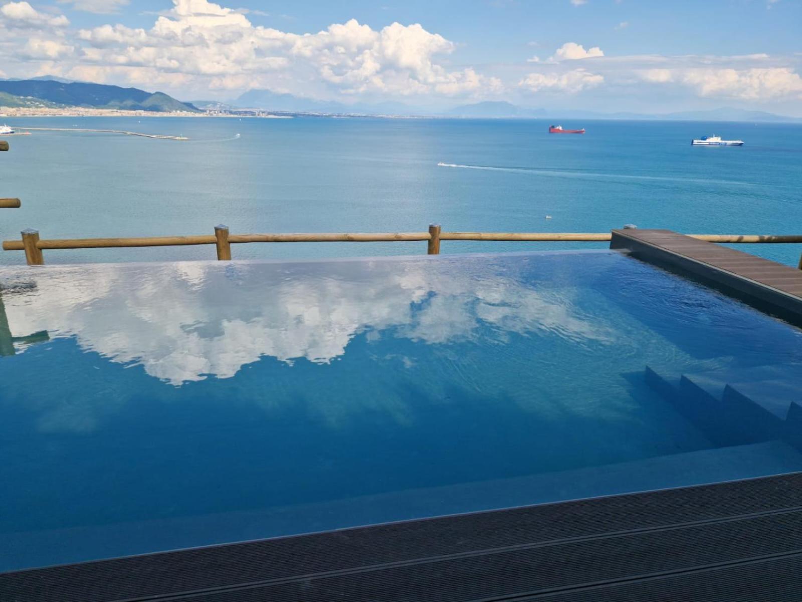 In Costa Relais & Luxury Suites Vietri sul Mare Exterior photo