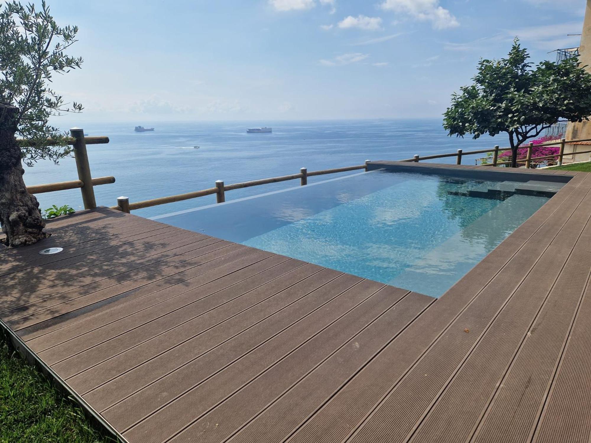 In Costa Relais & Luxury Suites Vietri sul Mare Exterior photo